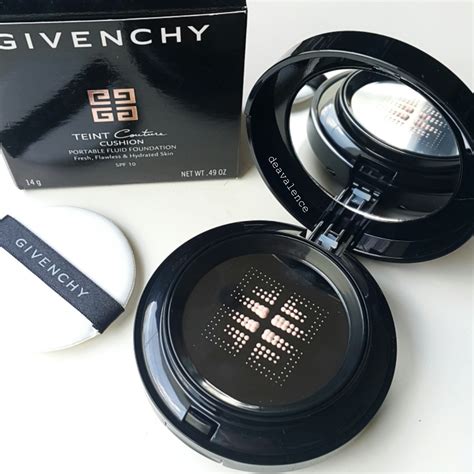 Givenchy teint cushion